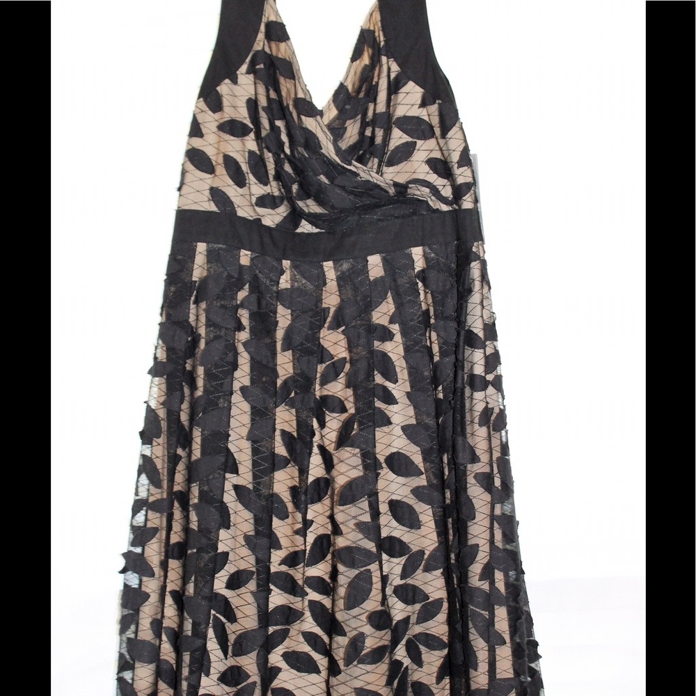 Adrianna Papell cut out leaf dress 12